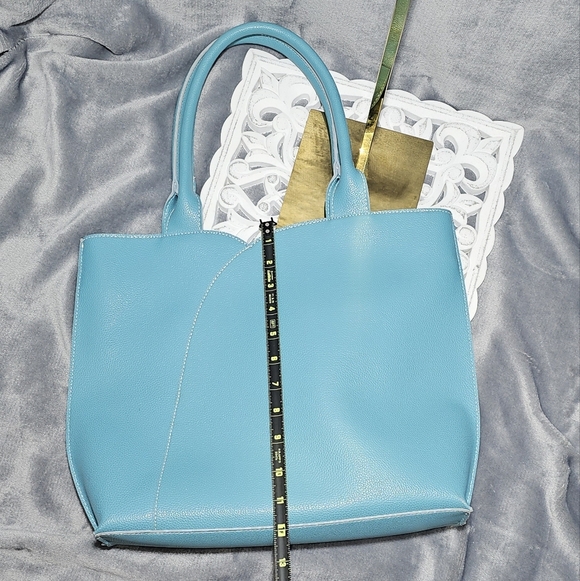 MELLOW WORLD | PETA APPROVED VEGAN LEATHER ALLURE TULIP TOTE BAG - Picture 12 of 16